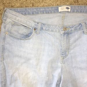 Old Navy Jeans - Straight Fit light wash Old Navy Jeans Old Navy Jeans - Straight Fit light wash Old Navy Jeans